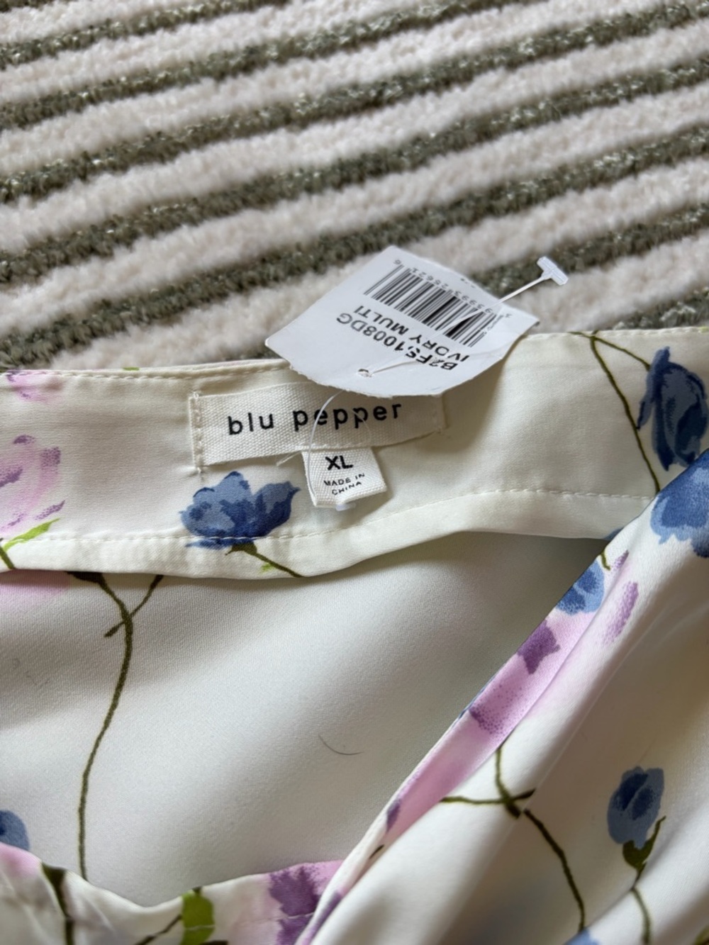 Cream Floral Tie-Waist Midi Skirt - Picture 3 of 3